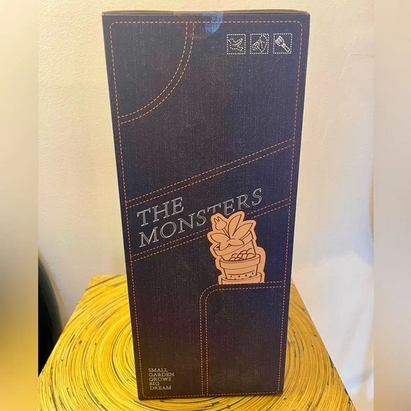 Pop Mart Labubu Fall in Wild Big Doll - Picture 4 of 16